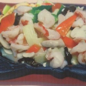 Lapon sült garnélarák zöldséggel